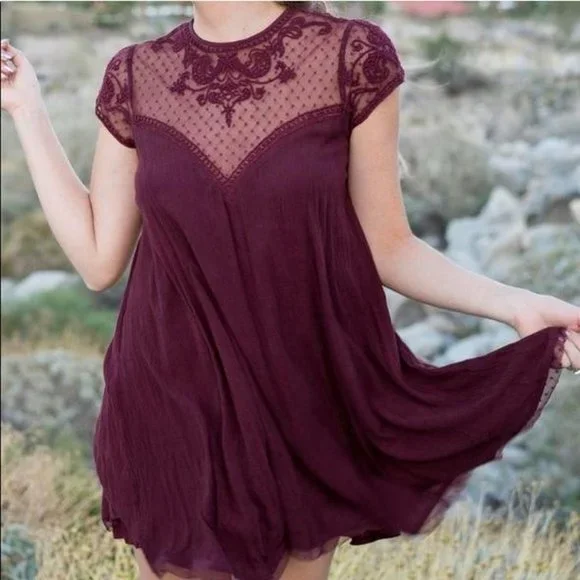 Kimchi Blue | Dresses | Kimchi Blue Maroon Lace Detail Mini Dress | Poshmark